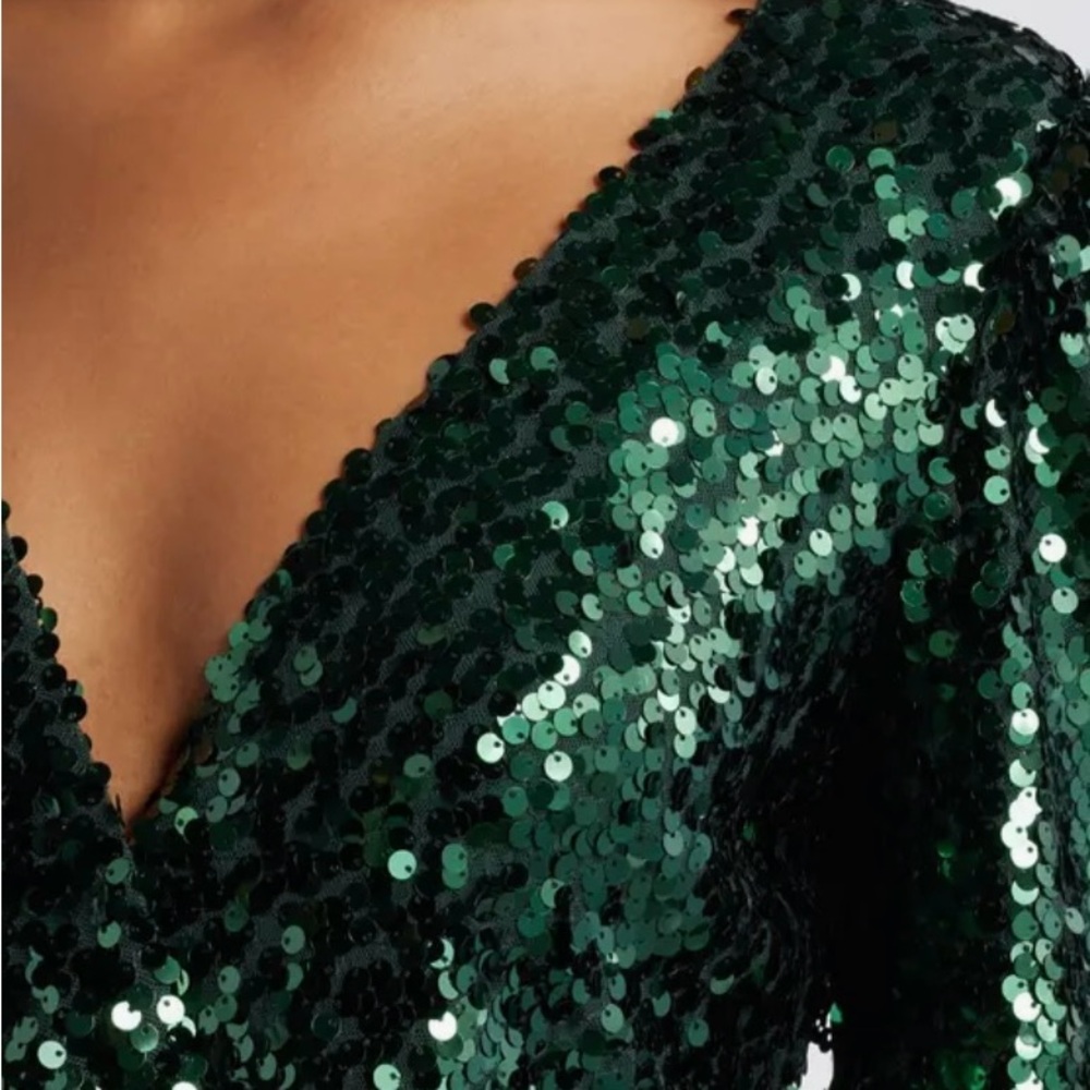 Wayf Sparkling Emerald Long Sleeve Dress - Picture 5 of 5